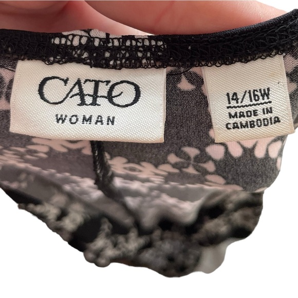 Cato Plus Size Black White Boho Hippie Whimsygoth Geometric Ruffle Peplum Dress - Picture 6 of 6